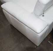 NATUZZI&nbsp;Italian white leather settee with return and adjustable headrests, 87cm high, 278cm across the arms, 170cm deep with return - 3