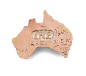 AUSTRALIAN INDIGENOUS EDUCATION FEDERATION 9ct gold map of Australia brooch, ​​​​​​​3.5cm wide, 2.9 grams