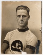 1924 PARIS OLYMPICS - ROBERT BROADBENT, AUSTRALIAN CYCLIST:  selection of items belonging to Broadbent comprising Australian Team patch embroidered with Australian Coat of Arms and 'VIII- OLYMPIAD - 1924' beneath, together with a photograph of Broadbent i - 2