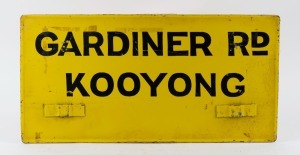 EASTERN SUBURBS metals signs comprising "GARDINER RD KOOYONG", "CHAPEL STREET", "BALACLAVA JUNCTION", (3 items), 28cm x 57cm each overall