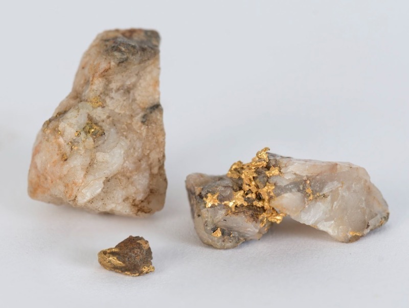 Gold ore specimens, from the Bendigo goldfields central Victoria with collection note, circa 1925