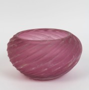 CENEDESE&nbsp;Scarvo&nbsp;pink Murano glass bowl, engraved "Cenedese" with original foil label "Cenedese, Murano, Vetri" and additional paper label "Cenedese Glass, Murano, Made in Italy", 16cm high, 27cm wide