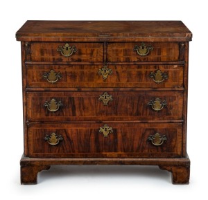 George I antique English bachelor's chest, walnut with oak secondary timbers, fold-over top with baize interior, 18th century, 76cm high, 82cm wide, 36cm deep