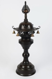 A vintage Japanese bronze garden lantern, 20th century, 92cm high