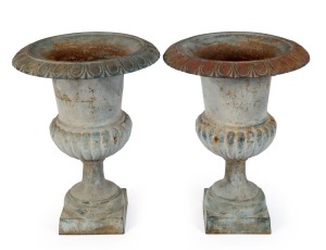 A pair antique French of cast iron garden urns, 19th century, 77cm high, 60cm wide
