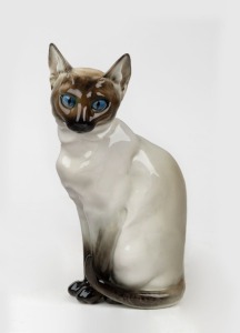 HUTSCHENREUTHER German porcelain Siamese cat statue, teal factory mark to base, 19.5cm high