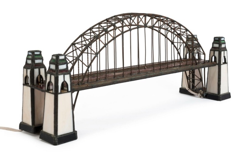 SYDNEY HARBOUR BRIDGE Australian Arts & Crafts leadlight lamp,  19cm high, 47cm wide