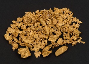 Australian gold nugget specimens. A large group of attractive nugget specimens, ideal for jewellery pieces, 122 grams total