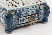 A Chinese porcelain table abacus, 19th/20th century, 9cm high, 37cm wide, 18cm deep - 3