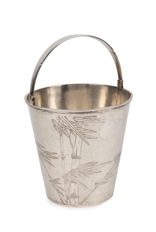 HUNGCHONG & Co. Chinese export silver ice bucket, early 20th century, stamped "H. C.", 21cm high, 14cm wide, 482 grams