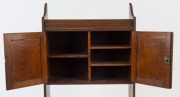 An antique English walnut Aesthetic Movement free standing book stand cabinet, 19th century, ​​​​​​​76cm high, 43cm wide, 19cm deep - 3