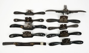 A collection of spokeshaves with various makers and sizes including David Kimberly rebate router with dual fences and Osborne spokeshave with rosewood and brass with 3" blade. (10 items total), the largest 30cm long.