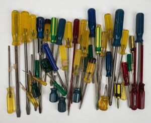 Stanley, a large assortment of screwdrivers, various style and sizes, (46 items), the largest 38cm long.