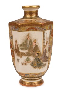 SATSUMA fine antique Japanese earthenware vase, Meiji period, 19th/20th century, gilded signature to base, 19cm high