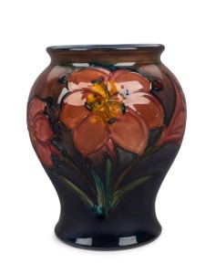MOORCROFT flambe floral pattern English pottery vase, impressed "W. Moorcroft, Potters To H.M. The Queen, Made In England", 14.5cm high
