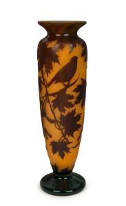 LA ROCHERE French cameo glass vase with bird and maple tree decoration, early 20th century, 29cm high