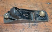 A group of four planes including Stanley No.20 circular plane, No.40 scrub plane and two other planes by various manufacturers, (4 items total), the largest 27cm long. - 2