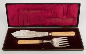 Antique English sterling silver fish servers with engraved decoration and ivory handles, in original plush fitted box, made in Sheffield circa 1902, the box 35cm wide.