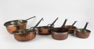 COOK WARE group of six assorted graduated copper cooking pans with iron handles, 19th/20th century, the largest 27cm wide