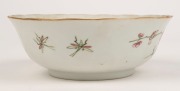 An antique Chinese famille vert bowl adorned with insects and flowers, 18th/19th century, red seal mark to base, ​​​​​​​6.5cm high, 18cm diameter - 2