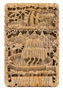 An antique Chinese carved ivory card case depicting Napoleon's tomb, mid 19th century, 10.5cm high
