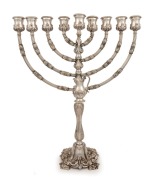 An American 925 silver Chanukiah, early 20th century, stamped "925", ​​​​​​​59cm high, 49cm wide, 2,560 grams total