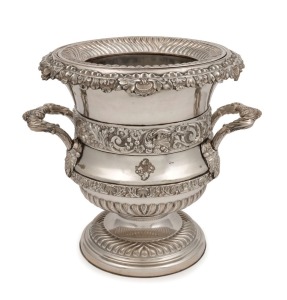 A superb Georgian Sheffield plate wine cooler champagne ice bucket, engraved with armorial crest, early 19th century, 23cm high, 25cm wide