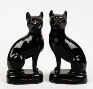 JACKFIELD pair of Staffordshire pottery cat statues with black glaze and gilt decoration, 18.5cm high