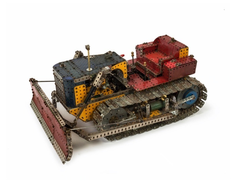 MECCANO "ARTILLERY TRACTOR" bulldozer, 20th century, 31cm high, 57cm long, 30cm deep