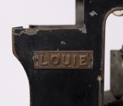 An impressive live steam locomotive, early&nbsp;to mid 20th century, 37cm high, 90cm long, ​​​​​​​gauge width 15cm - 4