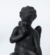 WEDGWOOD pair of black basalt porcelain classical statues,&nbsp;late 19th century, stamped "Wedgwood, Etruria​​​​​​​, England", 20cm and 21cm high - 2