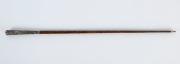 An antique walking stick with Indian silver handle, palm wood shaft and brass ferrule, 19th century, 90.5cm high - 4