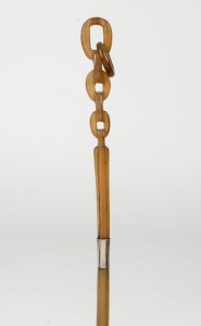 An antique walking stick, carved horn chain link handle with silver finished collar and brass ferrule, 19th century, 89cm high