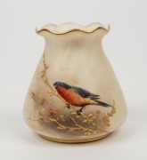 ROYAL WORCESTER English porcelain vase, hand-painted with bird scene, green factory mark to base, 8.5cm high