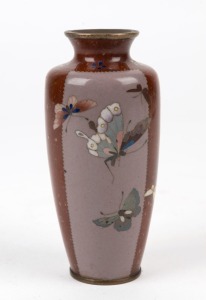 A fine antique Japanese cloisonne vase with butterfly decoration, Meiji period, 19th/20th century, 12cm high