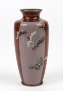 A fine antique Japanese cloisonne vase with butterfly decoration, Meiji period, 19th/20th century, ​​​​​​​12cm high