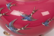 MOSER antique Bohemian glass jardiniere decorated with enamel swallows in flight, 19th century, ​​​​​​​21cm high, 23cm wide - 2
