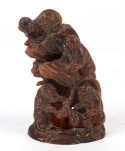 An antique Chinese monkey ornament carving, Qing Dynasty, 18th/19th century, 10.5cm high