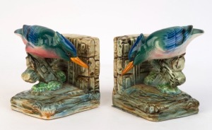 A pair of ceramic bird bookends, early to mid 20th century, 12cm high