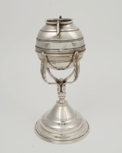 An antique South American silver cup with bird adornments, 19th/20th century, ​​​​​​​21cm high, 412 grams