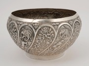 An antique Indian silver bowl, 19th/20th century, 12cm high, 20cm wide, 588 grams - 2