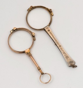 Two antique French rolled gold lorgnettes, 19th century, the larger 12cm long