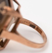 A 9ct rose gold ring, set with a large emerald cut smoky quartz specimen, ​​​​​​​14 grams total - 2