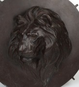 A pair of Japanese antique bronze circular plaques adorned with tiger and lion heads, Meiji period, 19th/20th century, 37cm diameter - 3
