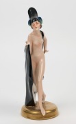 A pair of German Art Deco porcelain statues of dancing women, circa 1930s, stamped "Germany", ​​​​​​​22cm and 24cm high - 6