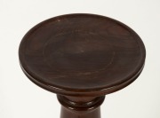 An antique Australian turned cedar pedestal, 19th/20th century. 86cm high, 24cm diameter - 2