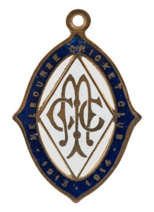 MELBOURNE CRICKET CLUB, membership fob for 1913-14 (#2833), made by Stokes.