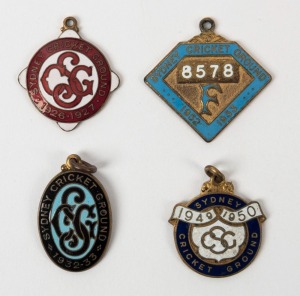 SYDNEY CRICKET GROUND: Membership fobs 1926-27, 1932-33 (#1878), 1949-50 (G00127) and 1952-53 (#F8578) (4 items)