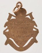 1908 VICTORIAN FOOTBALL LEAGUE PREMIERSHIP MEDAL: The 15ct gold medal awarded to William Payne with "C.F.C. Premiers" engraved to the panel on front and engraved verso "Pres'd by A. McCRACKEN ESQ., President-  1908 - W. Payne". - 3