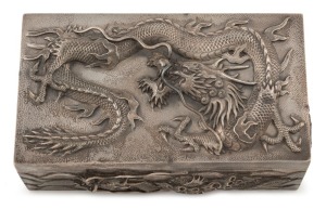 An impressive Chinese export silver jewellery casket with dragon decoration, 19th/20th century, seal mark to base, 7cm high, 17cm wide, 9cm deep, 540 grams